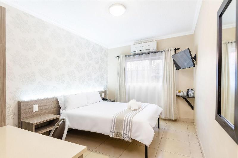 Auas City Hotel image