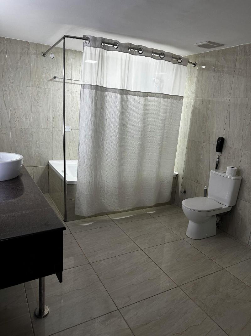 Rollace Hotel image