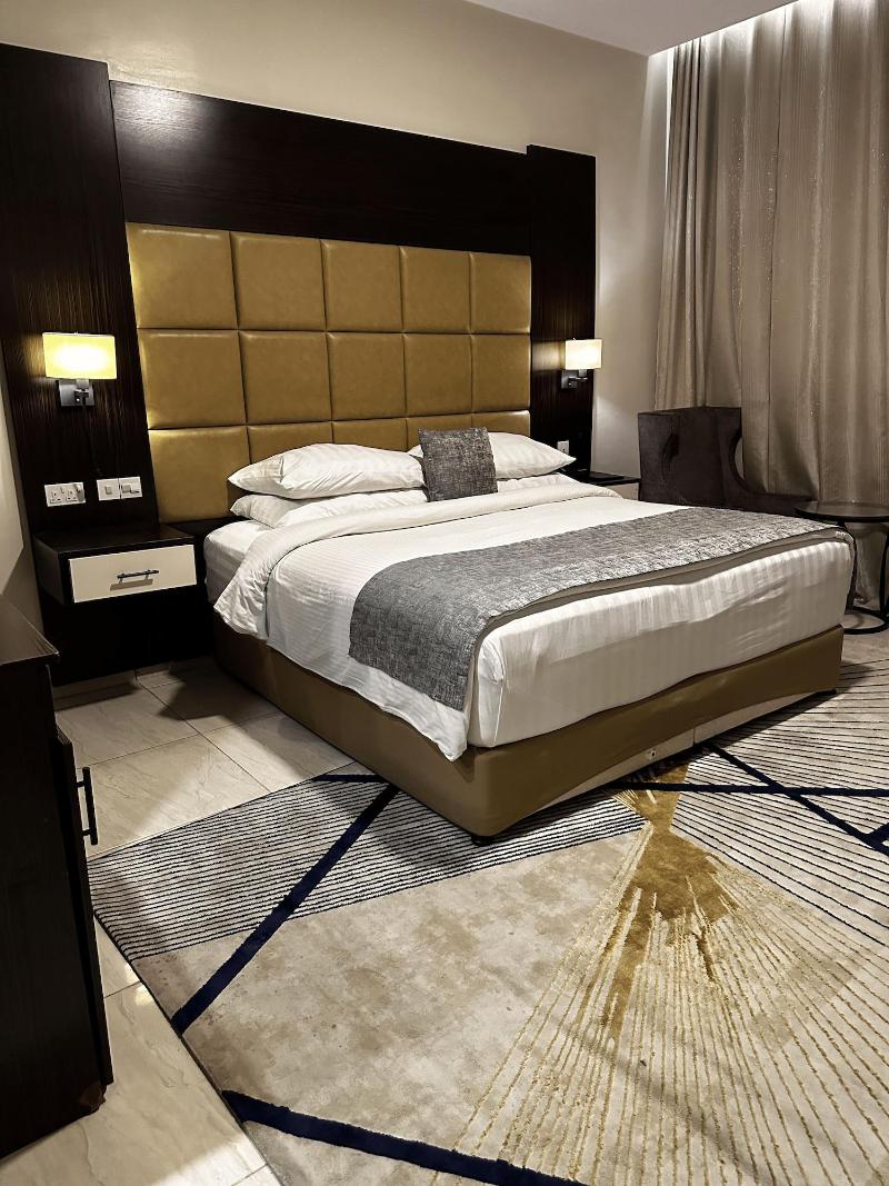 Rollace Hotel image