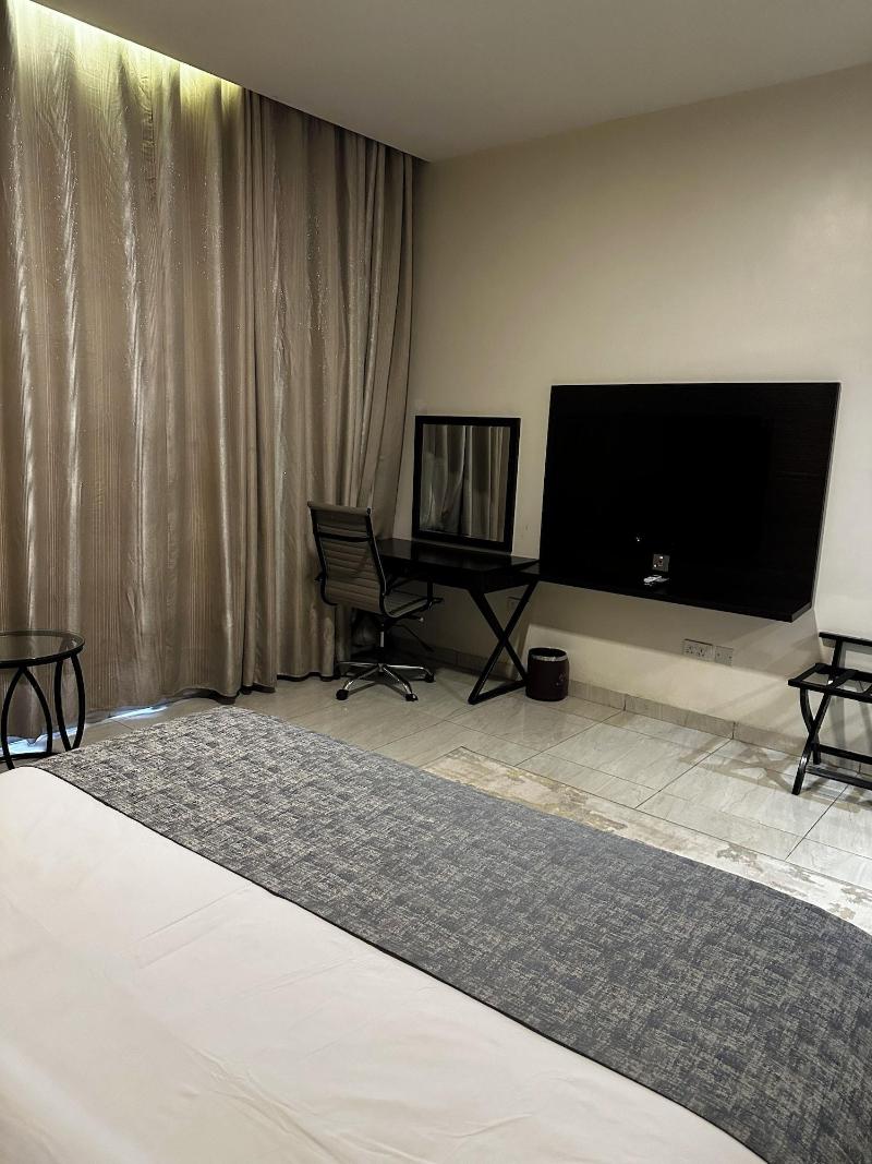 Rollace Hotel image
