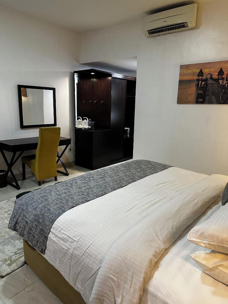 Rollace Hotel image