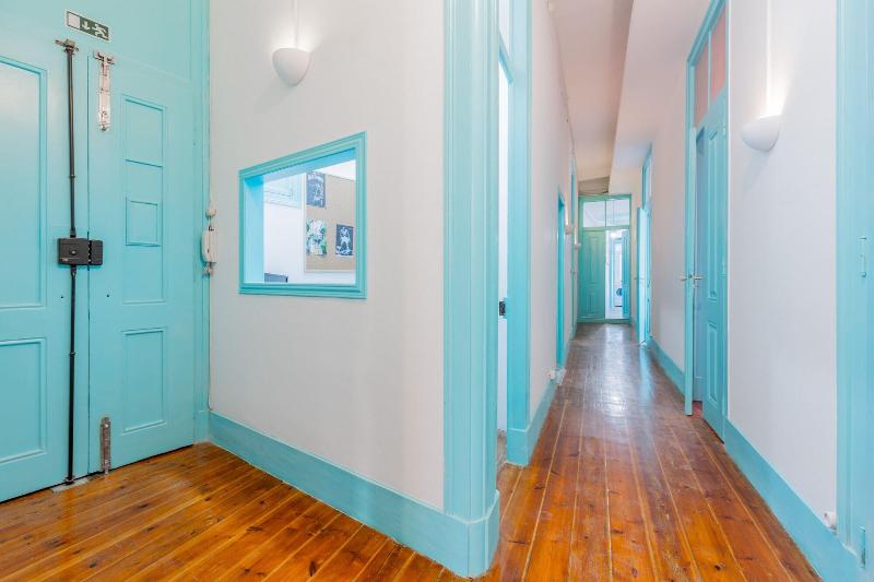 C&O Guest House Lisbon image