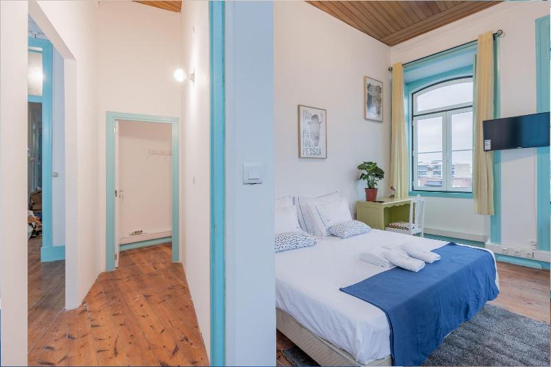 C&O Guest House Lisbon image