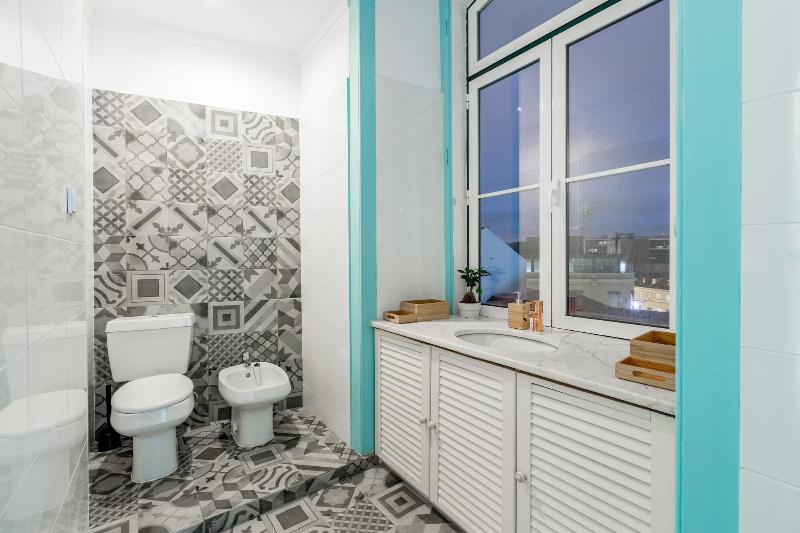 C&O Guest House Lisbon image