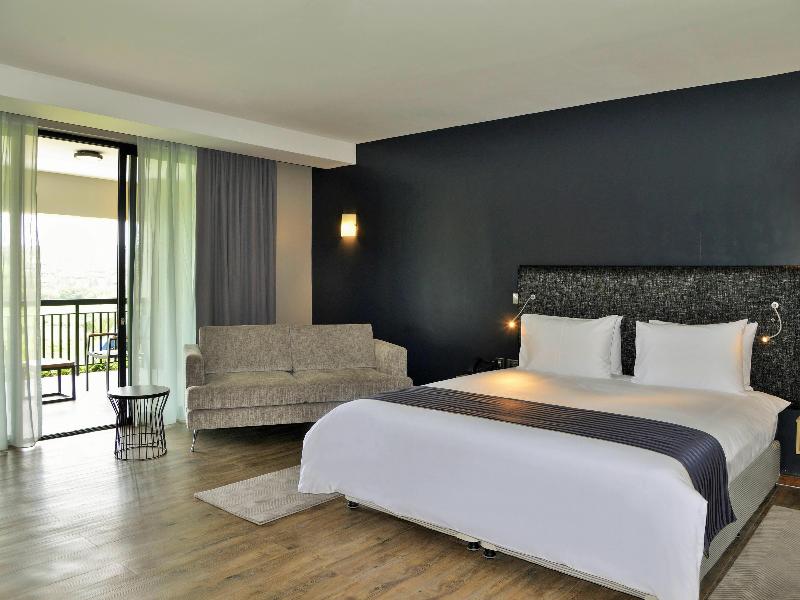 Mantis Epic Hotel & Suites image