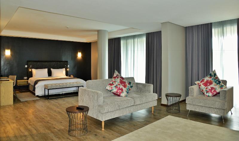 Mantis Epic Hotel & Suites image