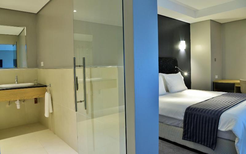 Mantis Epic Hotel & Suites image