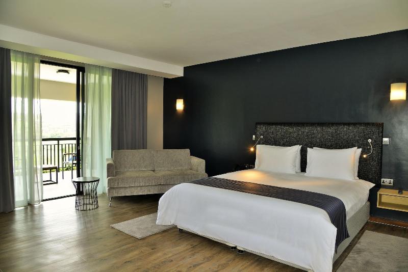 Mantis Epic Hotel & Suites image