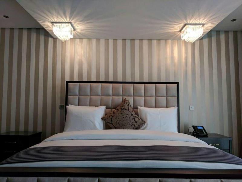 Mantis Epic Hotel & Suites image