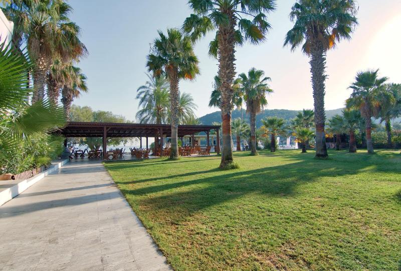 Selvi Beach Hotel — general view