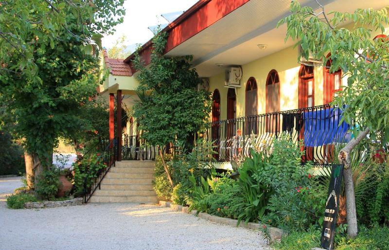 Yakamoz Hotel image