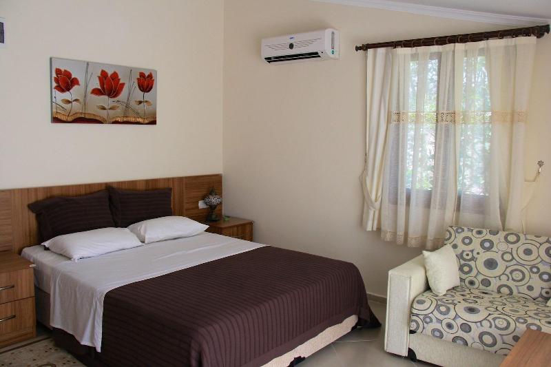 Yakamoz Hotel image