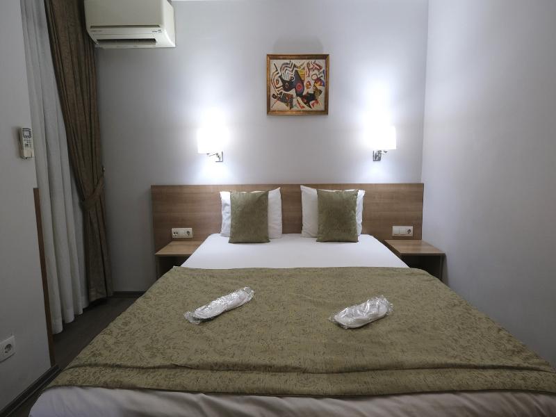 Belle Maison Hotel Residence image