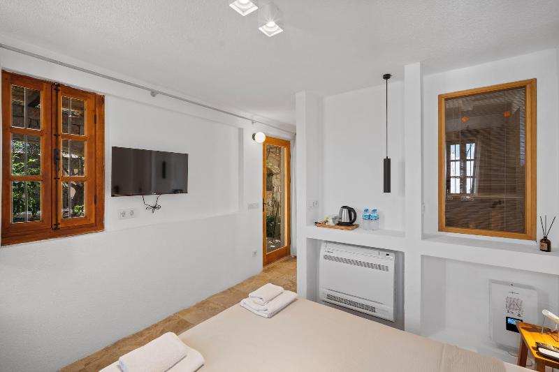 Kaya Guest House image