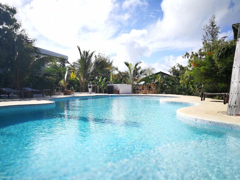 Breeze Residence ApartHotel image