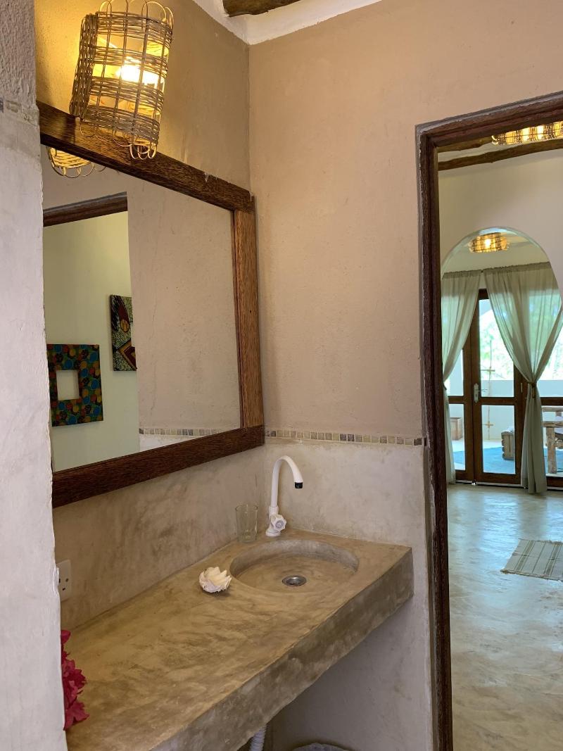 Breeze Residence ApartHotel image