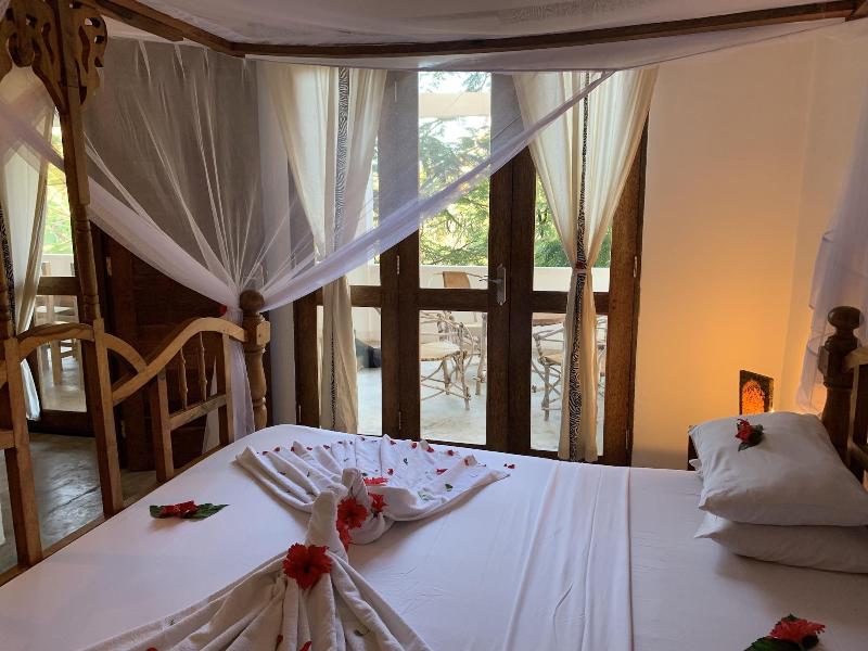 Breeze Residence ApartHotel image