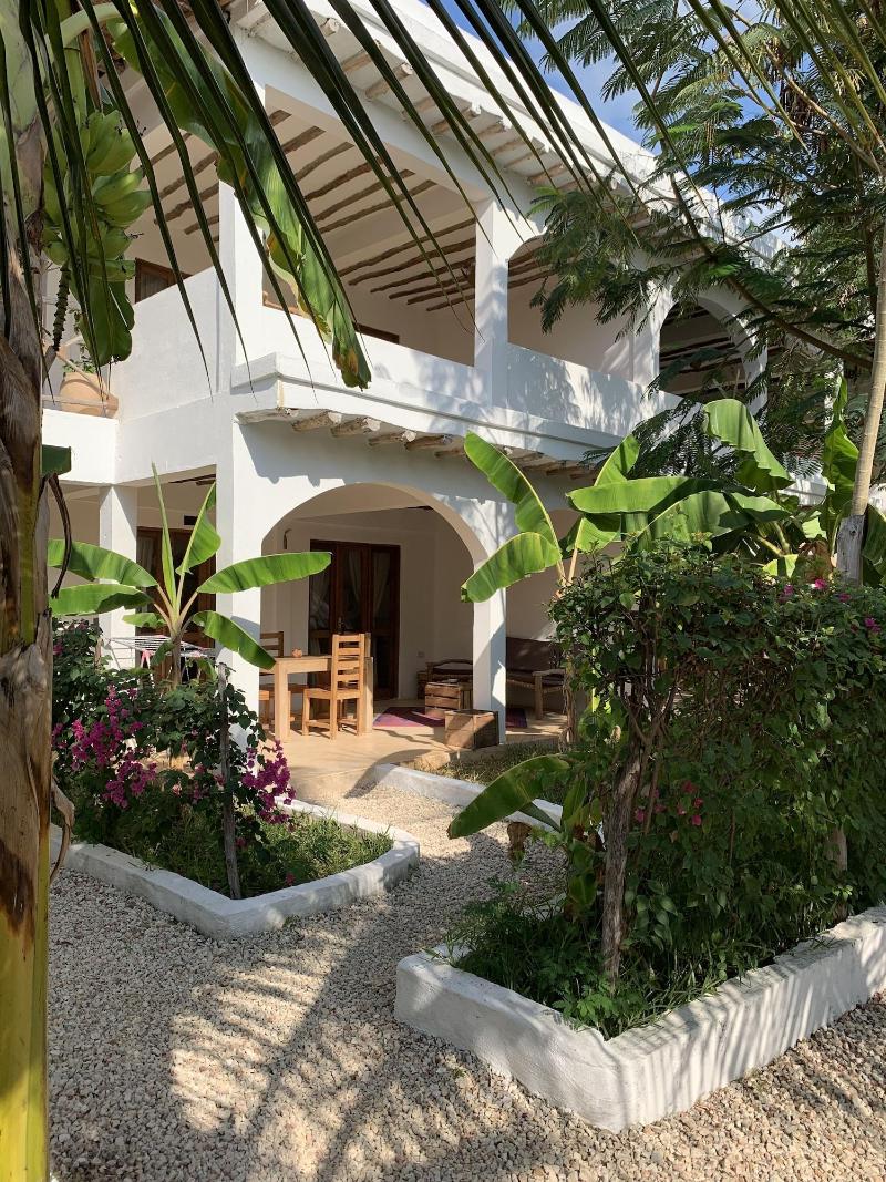 Breeze Residence ApartHotel image
