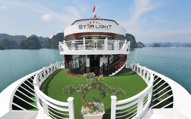 Starlight Cruiser image