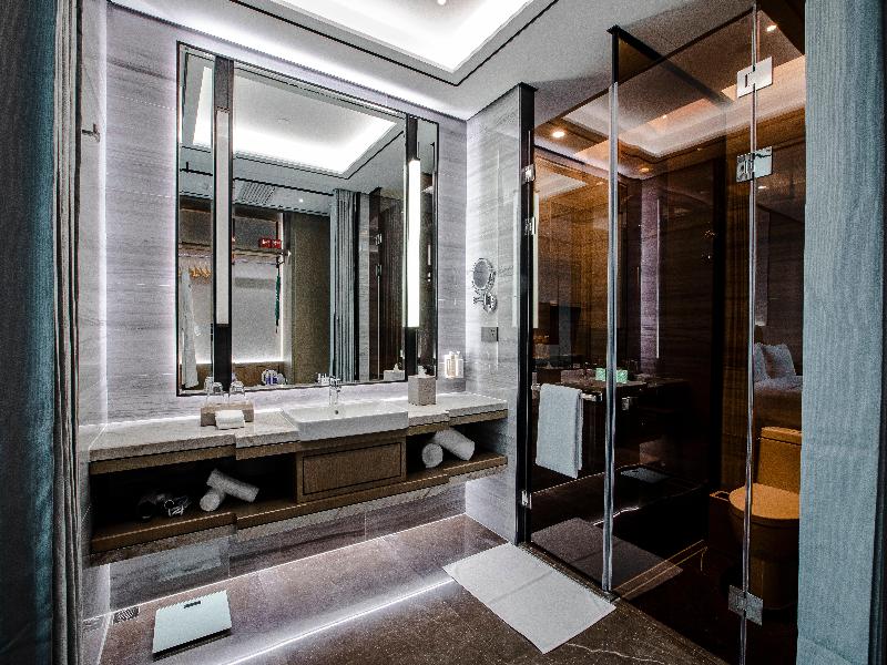 Holiday Inn Taiyuan City Center image