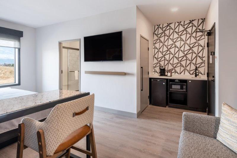 Atwell Suites Denver Airport Tower Road image
