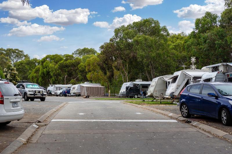 Windsor Gardens Caravan Park — general view