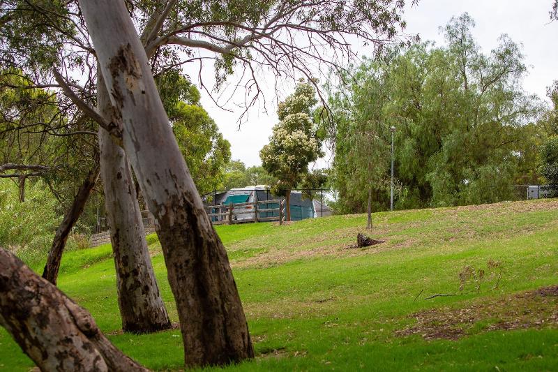 Windsor Gardens Caravan Park image