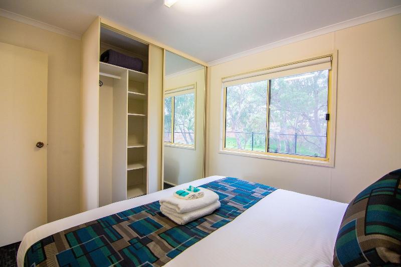 Windsor Gardens Caravan Park image