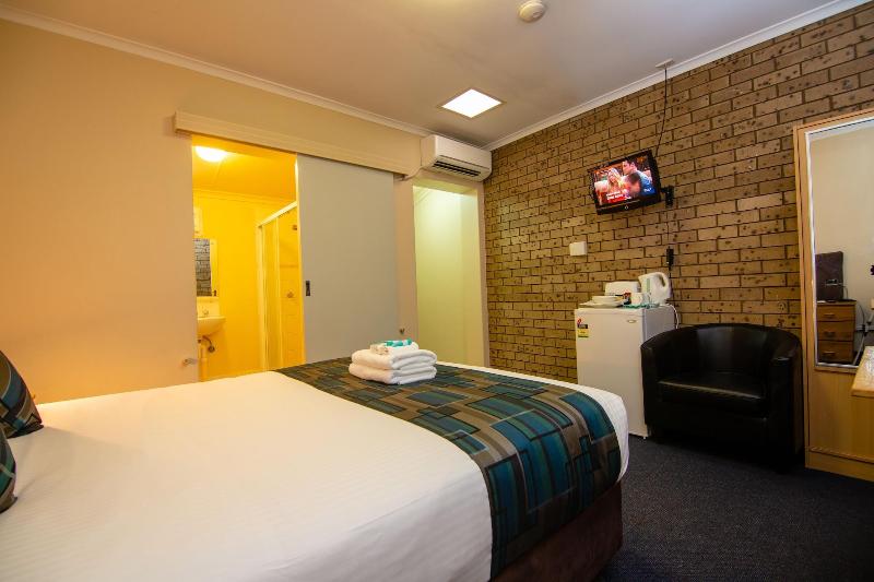 Windsor Gardens Caravan Park image