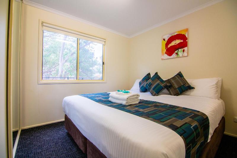 Windsor Gardens Caravan Park image