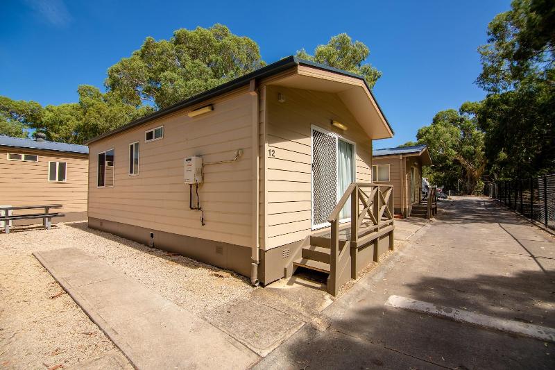 Windsor Gardens Caravan Park image