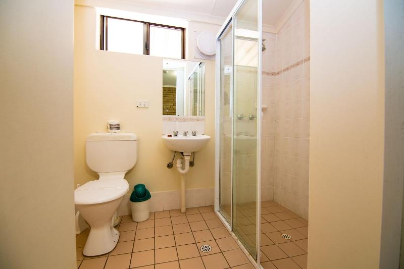 Windsor Gardens Caravan Park image