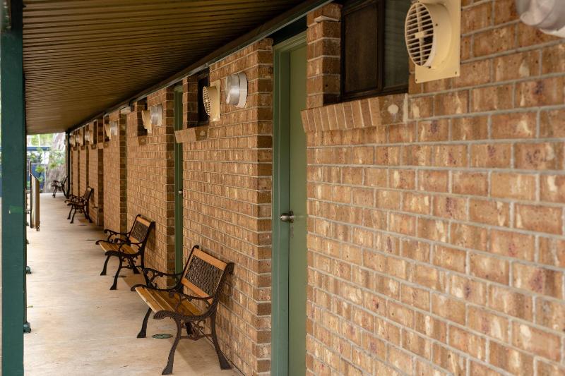 Windsor Gardens Caravan Park image