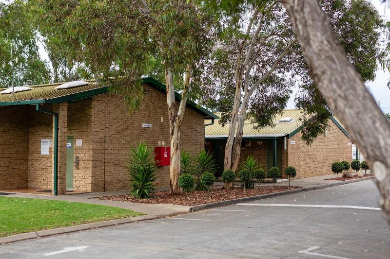 Windsor Gardens Caravan Park image