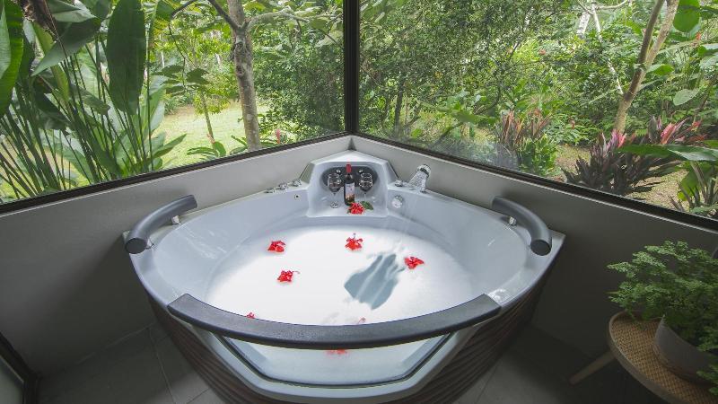 Arenal Cacao House image