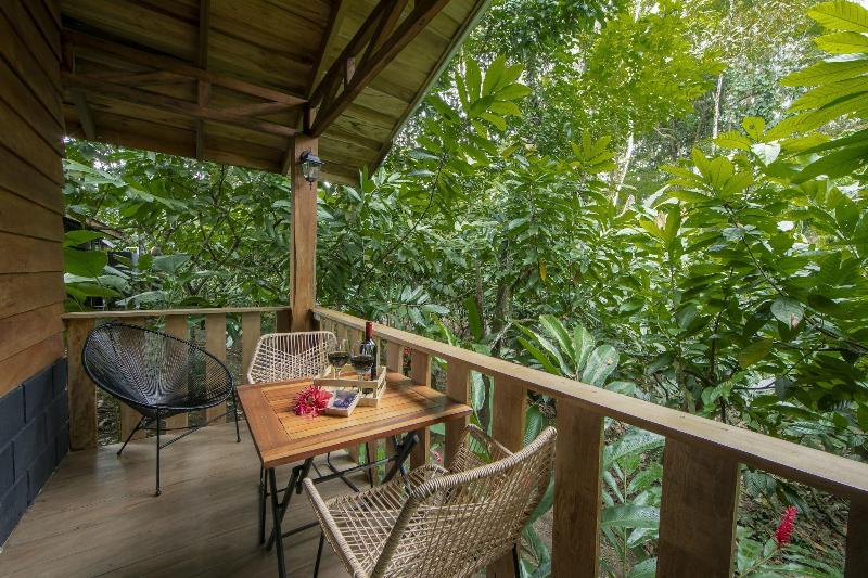 Arenal Cacao House image
