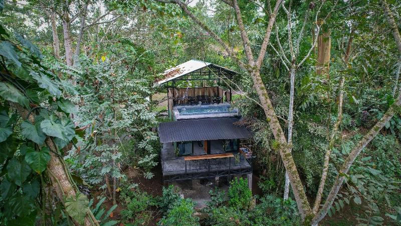 Arenal Cacao House image