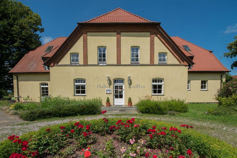 Ostsee-Landhaus image