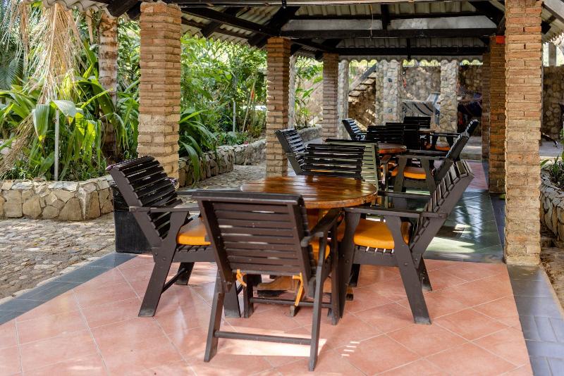 Hotel Camino Maya Ciudad Blanca image