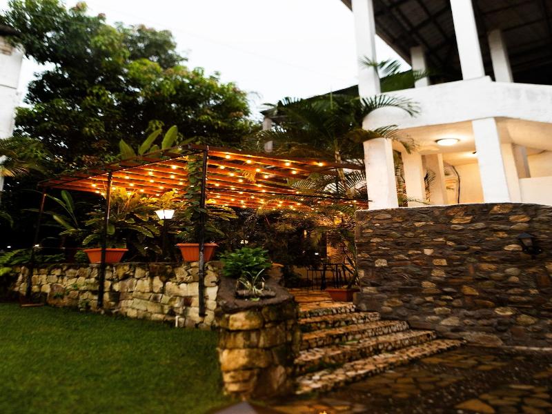 Hotel Camino Maya Ciudad Blanca image