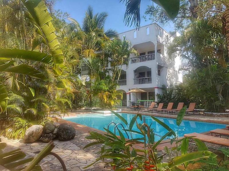Hotel Camino Maya Ciudad Blanca image