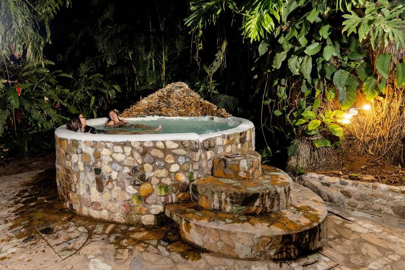 Hotel Camino Maya Ciudad Blanca image