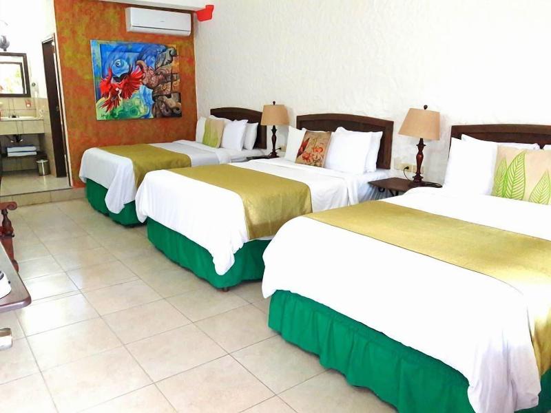 Hotel Camino Maya Ciudad Blanca image