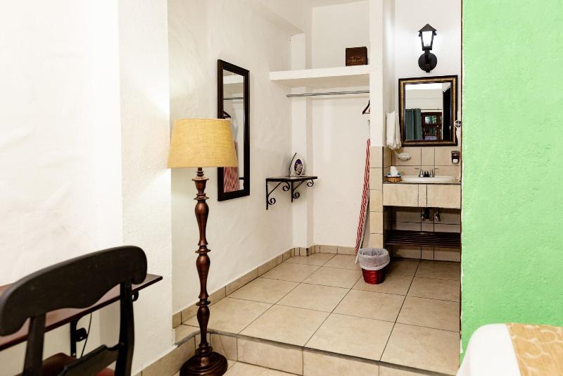Hotel Camino Maya Ciudad Blanca image