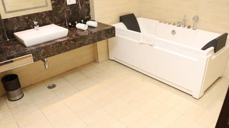 Hotel Lakhdatar image