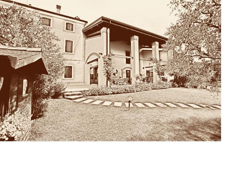 Agriturismo La Palazzina image