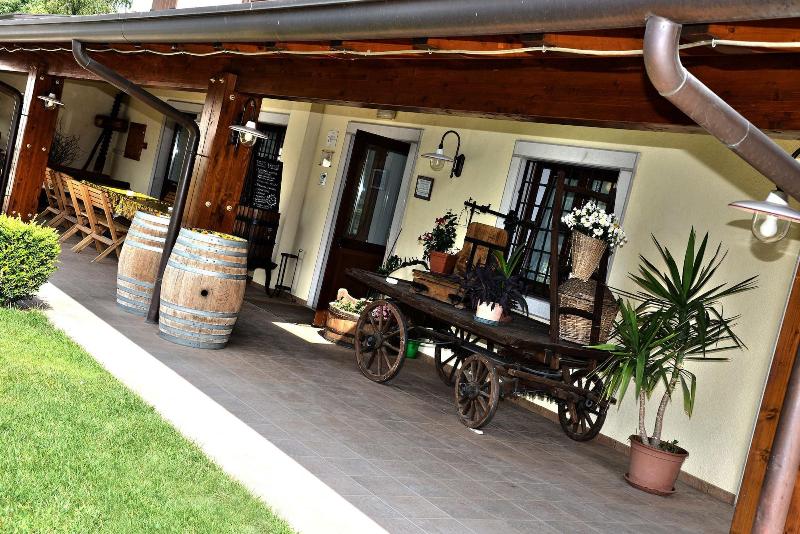 Agriturismo La Rosta image