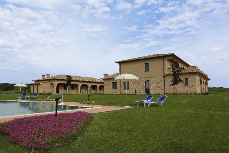 Agriturismo Poggio al Tufo image