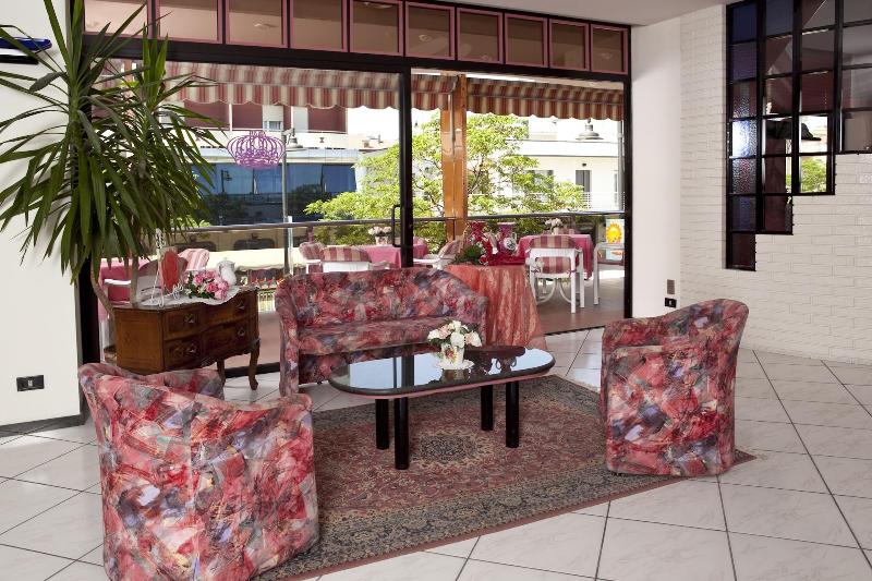 Hotel Royal image