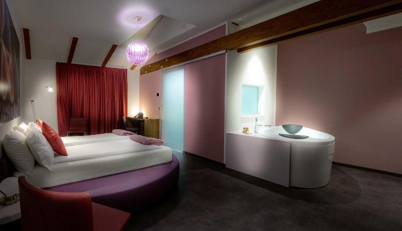 O-live Agriresort image